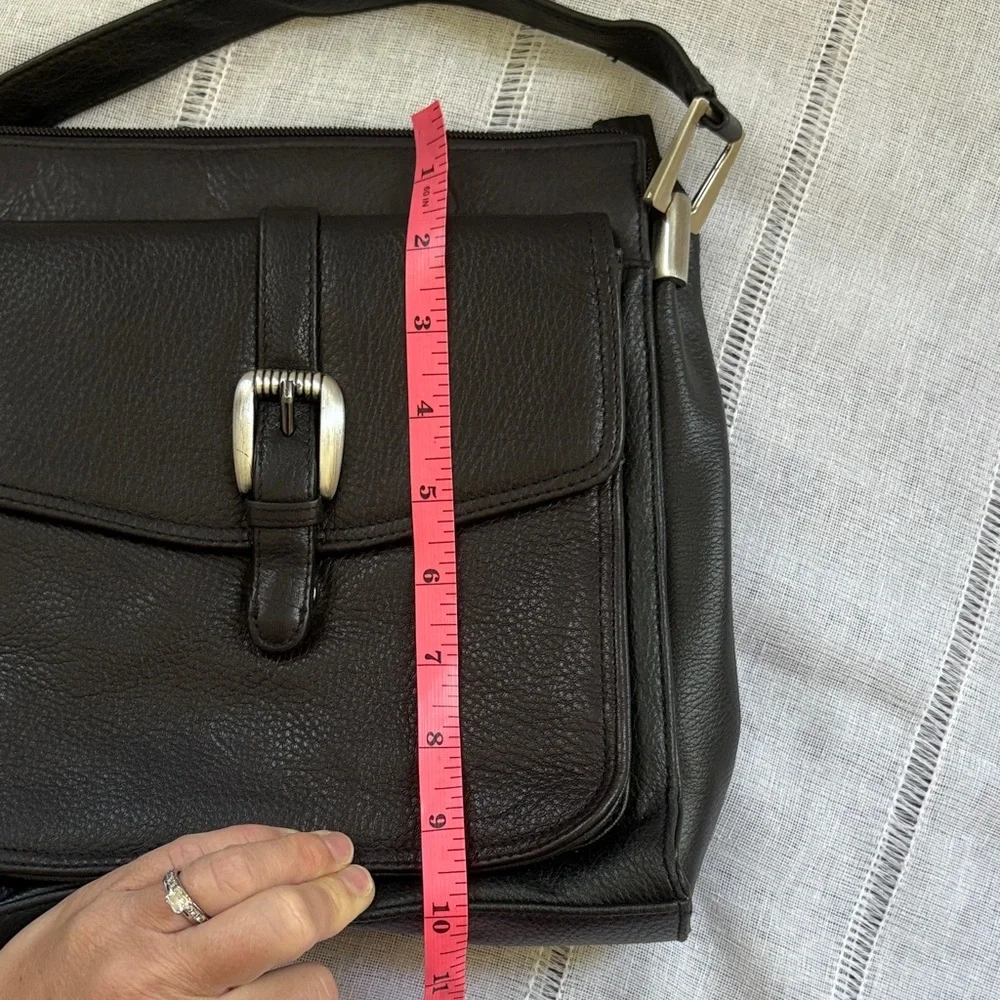 St. John's Bay Black Leather Messenger Bag